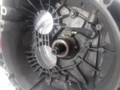 Second-hand car spare part gearbox for opel insignia a (g09) 2.0 cdti (68) oem iam references f40  