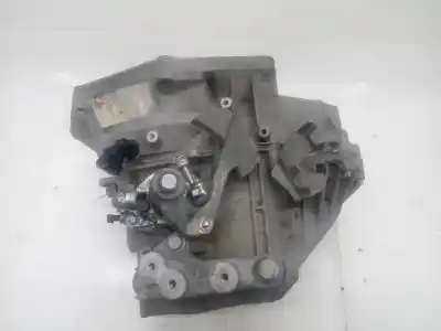 Second-hand car spare part gearbox for opel insignia a (g09) 2.0 cdti (68) oem iam references f40  