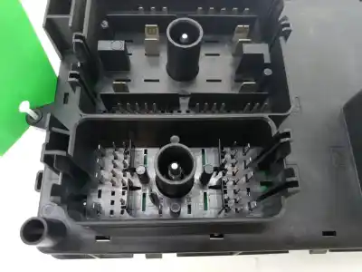 Автозапчасти б/у блок реле/предохранителей за opel insignia a (g09) 2.0 cdti (68) ссылки oem iam 13222782  