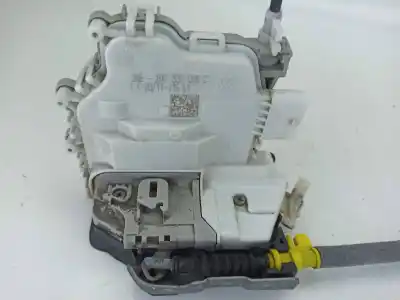 Автозапчасти б/у замок передней правой двери за audi a4 b9 avant (8w5, 8wd) 2.0 tdi ссылки oem iam 8x1837016c  