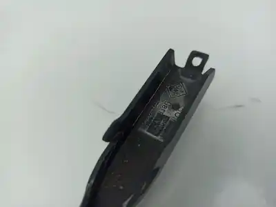 Автозапчасти б/у рычаг стеклоочистителя передний правый за bmw x1 (e84) sdrive 18 d ссылки oem iam 299002901  