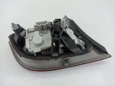 Автозапчасти б/у внутренний правый задний фонарь за audi a4 b6 avant (8e5) 2.0 ссылки oem iam 8e9945094  