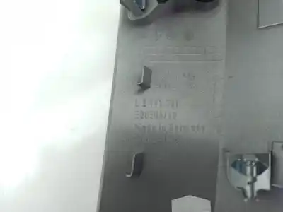 Peça sobressalente para automóvel em segunda mão moldagem por bmw x1 (e84) sdrive 18 d referências oem iam 52850610  
