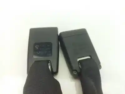 Автозапчасти б/у крюк для ремня задний центральный за bmw x1 (e84) sdrive 18 d ссылки oem iam 7317731  