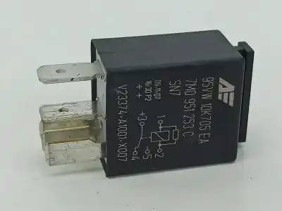 Second-hand car spare part relay for audi a5 (8t3) 3.0 tdi quattro oem iam references 7m0951253c