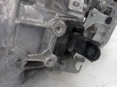 Pezzo di ricambio per auto di seconda mano riduttore per mazda 2 lim. () 1.5 16v cat riferimenti oem iam f6t20  