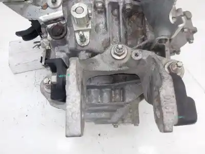 Pezzo di ricambio per auto di seconda mano riduttore per mazda 2 lim. () 1.5 16v cat riferimenti oem iam f6t20  