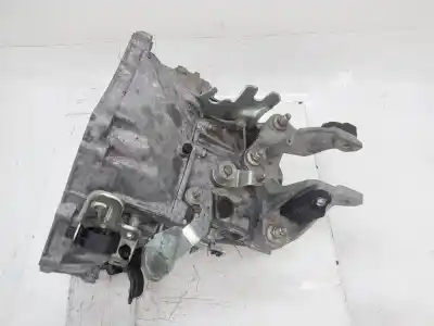 Pezzo di ricambio per auto di seconda mano riduttore per mazda 2 lim. () 1.5 16v cat riferimenti oem iam f6t20  