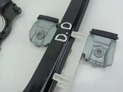 Second-hand car spare part passenger side right window regulator for skoda fabia ii (542) 1.6 tdi oem iam references 121304b  