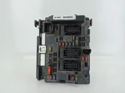 Автозапчасти б/у блок реле/предохранителей за peugeot 307 (3a/c) 2.0 hdi 90 ссылки oem iam 9650664080  