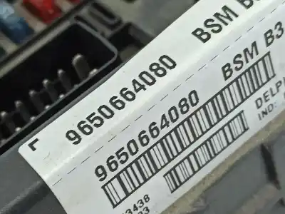 Автозапчасти б/у блок реле/предохранителей за peugeot 307 (3a/c) 2.0 hdi 90 ссылки oem iam 9650664080  