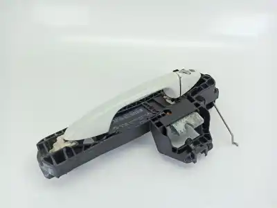 Gebrauchtes Autoersatzteil LINKER VORDERER ÄUSSERER GRIFF zum MERCEDES-BENZ CLASE C (W204)  OEM-IAM-Referenzen A2047600534  