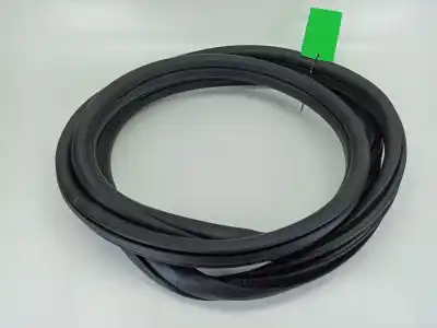 Pezzo di ricambio per auto di seconda mano gomma contorno porta per bmw x1 (f48) sdrive 18 d riferimenti oem iam 734966509  