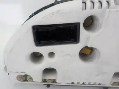 Pezzo di ricambio per auto di seconda mano pannello degli strumenti per mercedes-benz clase m (w163) ml 270 cdi (163.113) riferimenti oem iam a1635405811  