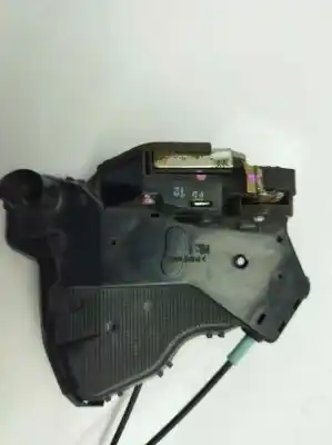 Second-hand car spare part left front door lock for toyota hilux vii pick-up (_n1_, _n2_, _n3_) 2.5 d-4d 4wd (kun25) oem iam references   