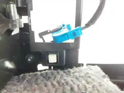 Автозапчасти б/у центральный подлокотник за peugeot 308 sw ii (lc_, lj_, lr_, lx_, l4_) 1.6 hdi / bluehdi 115 (lcbhxm, lcbhxt) ссылки oem iam 96775880  