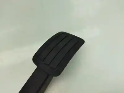 Second-hand car spare part accelerator pedal for peugeot 308 sw ii (lc_, lj_, lr_, lx_, l4_) 1.6 hdi / bluehdi 115 (lcbhxm, lcbhxt) oem iam references 9674829180  