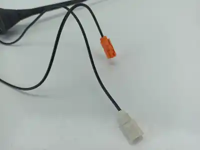 Автозапчастина б/у антена база для peugeot 208 ii (ub_, up_, uw_, uj_) 1.5 bluehdi 100 посилання на oem iam 9819668080  