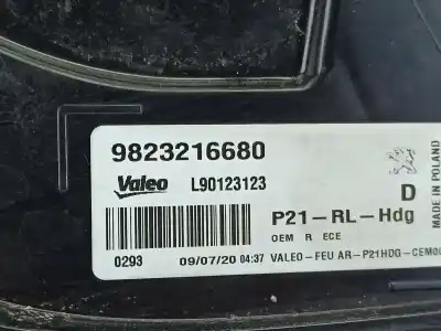 Автозапчастина б/у правий ліхтар для peugeot 208 ii (ub_, up_, uw_, uj_) 1.5 bluehdi 100 посилання на oem iam 9823216680  