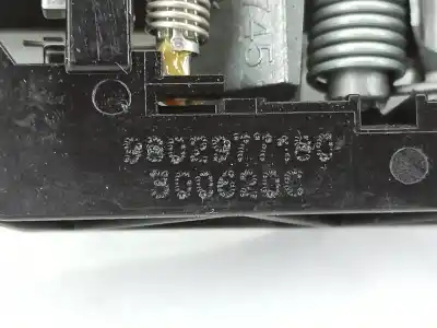 Автозапчасти б/у задняя правая наружная ручка за peugeot 208 ii (ub_, up_, uw_, uj_) 1.5 bluehdi 100 ссылки oem iam 9802977180  