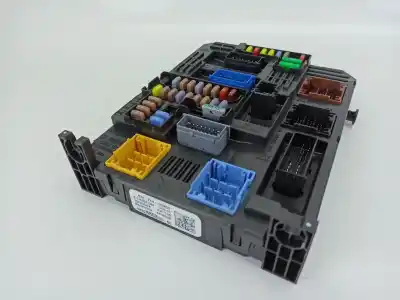 İkinci el araba yedek parçası röle/sigorta kutusu için peugeot 208 ii (ub_, up_, uw_, uj_) 1.5 bluehdi 100 oem iam referansları 9832880380  