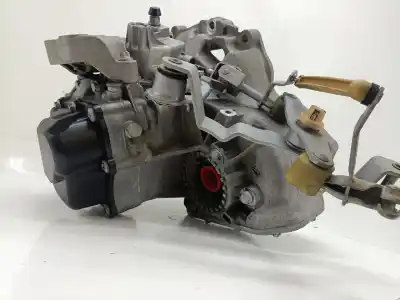 Second-hand car spare part gearbox for opel corsa d (s07) 1.3 cdti (l08, l68) oem iam references m26  