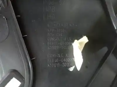 Автозапчастина б/у центральний подлокник для hyundai i30 (pde, pd, pden) 1.0 t-gdi посилання на oem iam 84610g4010  