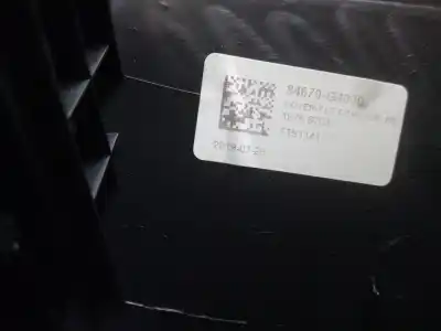 Автозапчастина б/у центральний подлокник для hyundai i30 (pde, pd, pden) 1.0 t-gdi посилання на oem iam 84610g4010  