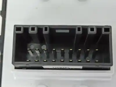 Автозапчастина б/у передні вікний вмикач для hyundai i30 (pde, pd, pden) 1.0 t-gdi посилання на oem iam 93571g3030  