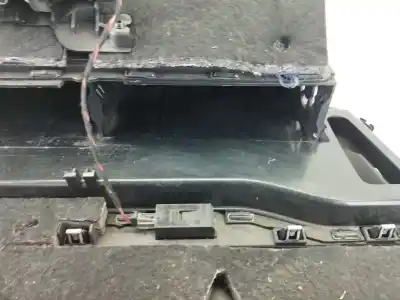 Автозапчастина б/у бардачок для audi a6 c6 avant (4f5) 2.7 tdi посилання на oem iam 4f1857035  