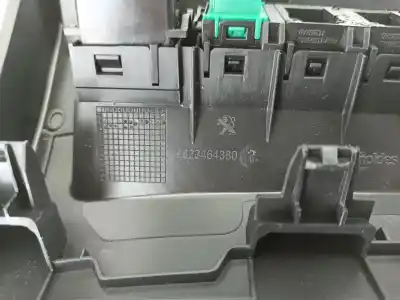 Pezzo di ricambio per auto di seconda mano modanatura per peugeot 208 ii (ub_, up_, uw_, uj_) 1.5 bluehdi 100 riferimenti oem iam 9823464380  