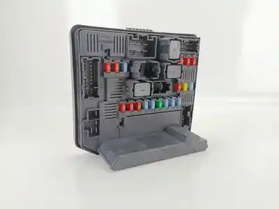 Peça sobressalente para automóvel em segunda mão caixa de fusíveis e relés por nissan qashqai / qashqai +2 i (j10, nj10, jj10e) 2.0 dci a las 4 ruedas referências oem iam 284b7jd000  