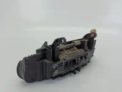 Автозапчасти б/у задняя правая наружная ручка за audi a4 b6 avant (8e5) 2.5 tdi quattro ссылки oem iam 4b0839885  