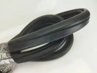 Автозапчасти б/у контур двери резиновый за bmw x1 (e84) sdrive 18 d ссылки oem iam 51722993435  