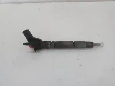 Pièce détachée automobile d'occasion INJECTEUR pour MERCEDES-BENZ VITO (W639) BASIC, COMBI  Références OEM IAM A646070  