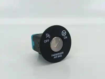 Second-hand car spare part switch for hyundai i30 ranchera familiar (pde) 1.0 t-gdi oem iam references 95940b4100