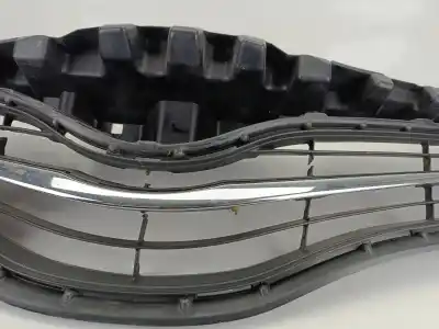 Автозапчастина б/у передня решіта для toyota yaris (_p13_) 1.4 d (nlp130_) посилання на oem iam 531010d220  