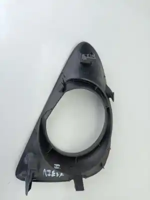 Автозапчастина б/у ліва решіта бампера для toyota yaris (_p13_) 1.4 d (nlp130_) посилання на oem iam 814820d150  