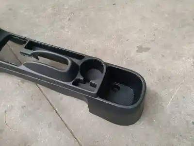 Автозапчасти б/у центральный подлокотник за toyota yaris (_p13_) 1.4 d (nlp130_) ссылки oem iam   