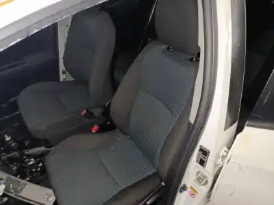 Автозапчасти б/у левое переднее сидение за toyota yaris (_p13_) 1.4 d (nlp130_) ссылки oem iam 