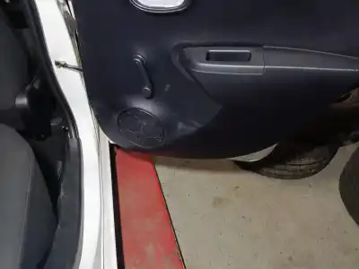 Автозапчасти б/у обивка задней правой двери за toyota yaris (_p13_) 1.4 d (nlp130_) ссылки oem iam   