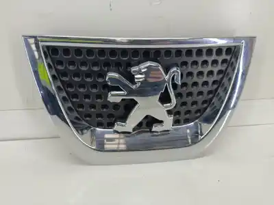 Автозапчастина б/у емблема для peugeot 3008 monospace (0u_) 2.0 hdi посилання на oem iam 9685973077