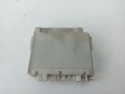 Автозапчасти б/у блок реле/предохранителей за toyota yaris (_p13_) 1.4 d (nlp130_) ссылки oem iam 8264152030  