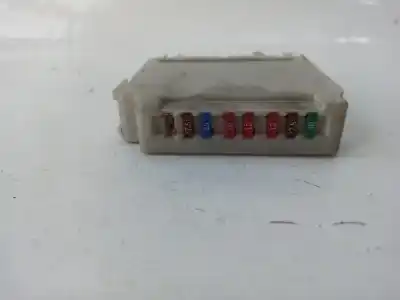 Автозапчасти б/у блок реле/предохранителей за toyota yaris (_p13_) 1.4 d (nlp130_) ссылки oem iam 8264152030  