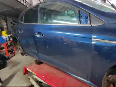 Автозапчастина б/у передні праві двері для renault megane iv fastback (b9a/m/n_) 1.2 tce 100 (b9ms) посилання на oem iam   