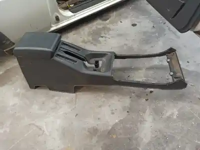 Автозапчастина б/у ЦЕНТРАЛЬНА КОНСОЛЬ для NISSAN TERRANO II (R20)  Посилання на OEM IAM   
