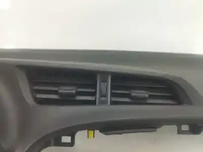 Автозапчастина б/у панель приладів для toyota yaris (_p13_) 1.4 d (nlp130_) посилання на oem iam 553020d160  