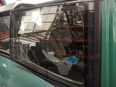 Peça sobressalente para automóvel em segunda mão VIDRO TRASEIRO DIREITO por NISSAN TERRANO II (R20)  Referências OEM IAM   