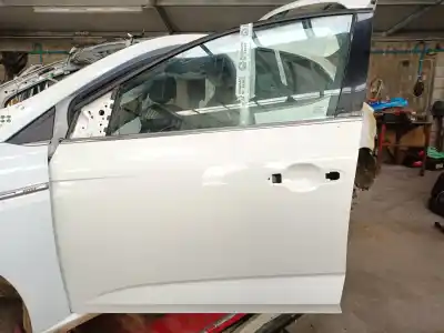 Автозапчасти б/у левая передняя дверь за renault megane iv fastback (b9a/m/n_) 1.2 tce 130 (b9mr) ссылки oem iam   