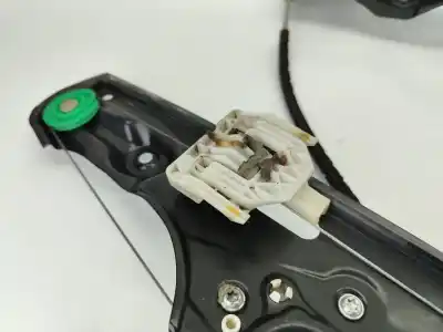 Автозапчастина б/у регулятор переднього правого скла для bmw x1 (e84) xdrive 23 d посилання на oem iam 51332990386  